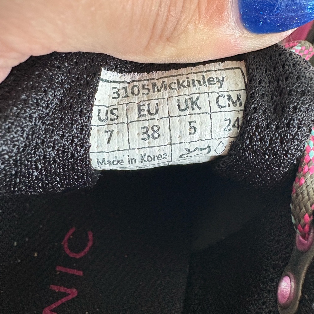 Vionic Women's McKinley Low Top Hiking Shoes size 7 - Picture 7 of 11
